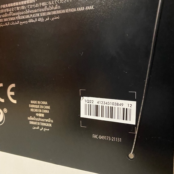 Disney nuiMOs Outfit Blue Puffer Jacket Red Shirt Silver Pants Blue Winter Hat - Picture 12 of 12